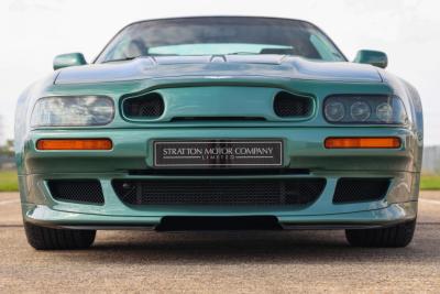 2000 Aston Martin Vantage