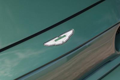 2000 Aston Martin Vantage