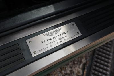 2000 Aston Martin Vantage