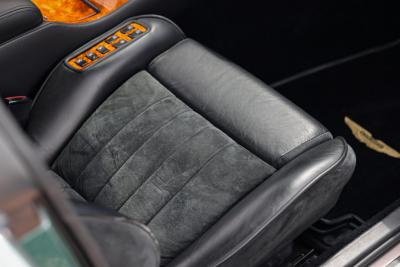 2000 Aston Martin Vantage