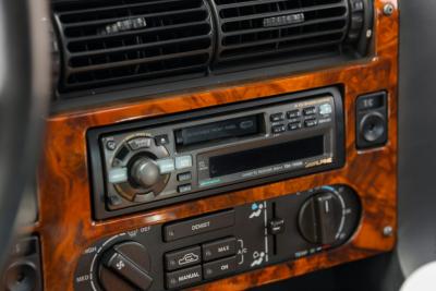 2000 Aston Martin Vantage