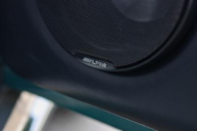 2000 Aston Martin Vantage