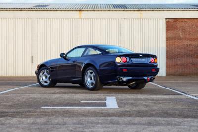 2000 Aston Martin Vantage