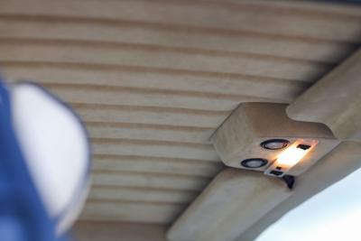 2000 Aston Martin Vantage