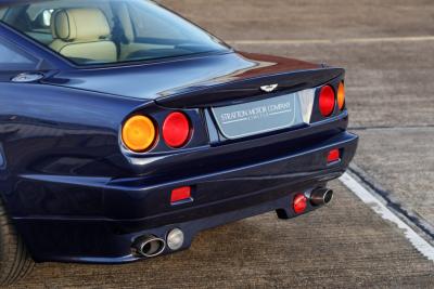 2000 Aston Martin Vantage