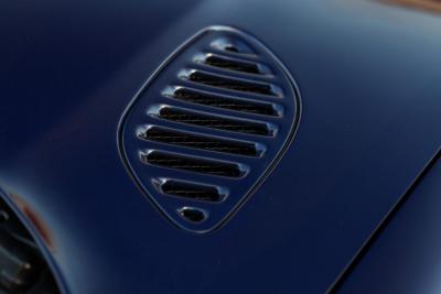 2000 Aston Martin Vantage