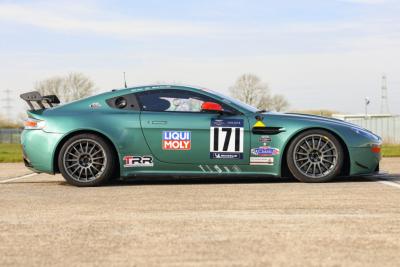 Aston Martin Vantage