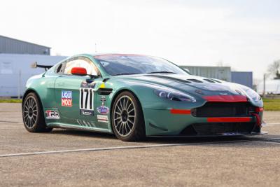 Aston Martin Vantage