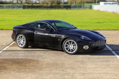 2005 Aston Martin Vanquish