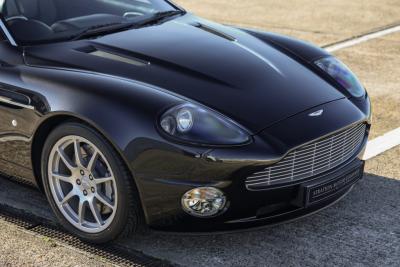 2005 Aston Martin Vanquish
