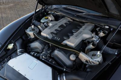 2005 Aston Martin Vanquish