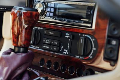 1997 Aston Martin V8