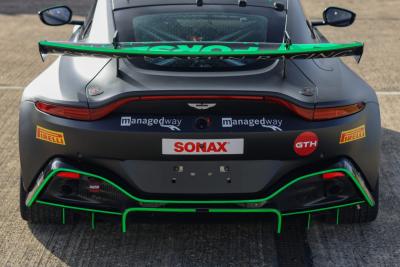 2021 Aston Martin Vantage