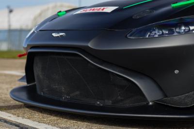 2021 Aston Martin Vantage