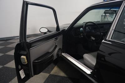 1983 Jaguar XJ6 Restomod