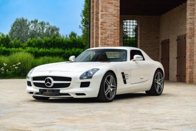 2010 Mercedes - Benz SLS AMG