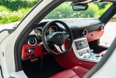 2010 Mercedes - Benz SLS AMG