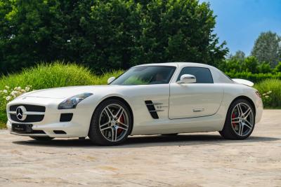 2010 Mercedes - Benz SLS AMG