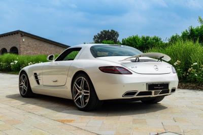 2010 Mercedes - Benz SLS AMG