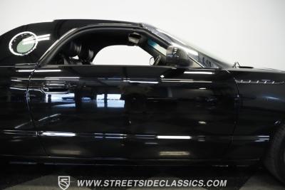 2002 Ford Thunderbird