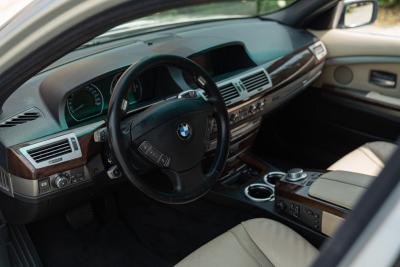 2005 BMW 745 D