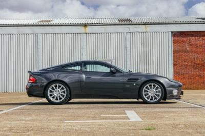 2004 Aston Martin Vanquish