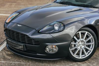 2004 Aston Martin Vanquish