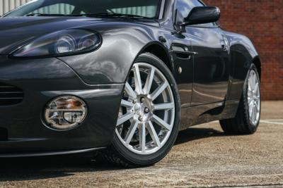 2004 Aston Martin Vanquish