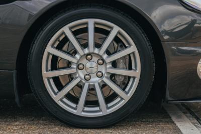 2004 Aston Martin Vanquish