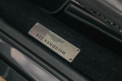 2004 Aston Martin Vanquish