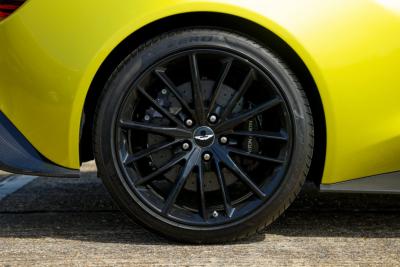 2017 Aston Martin Vanquish