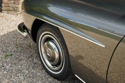 1960 Mercedes - Benz Mercedes Benz 190 SL Roadster &ldquo;Comprehensively restored&rdquo;