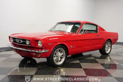 1966 Ford Mustang 2+2 Fastback Restomod