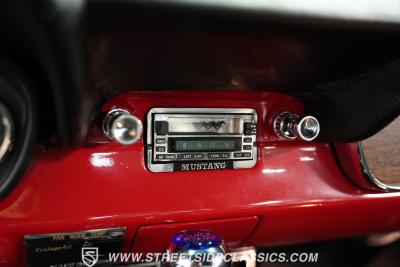 1966 Ford Mustang 2+2 Fastback Restomod