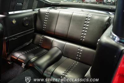 1966 Ford Mustang 2+2 Fastback Restomod