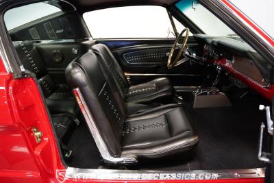 1966 Ford Mustang 2+2 Fastback Restomod
