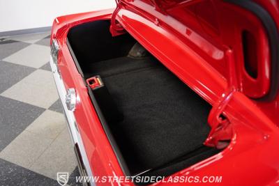 1966 Ford Mustang 2+2 Fastback Restomod