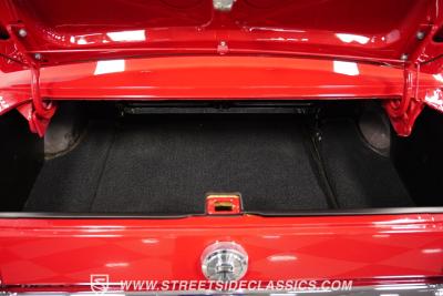 1966 Ford Mustang 2+2 Fastback Restomod