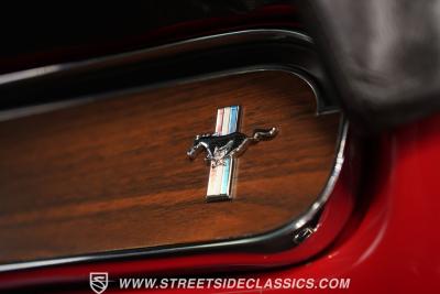 1966 Ford Mustang 2+2 Fastback Restomod