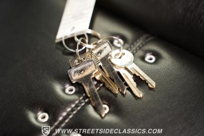 1966 Ford Mustang 2+2 Fastback Restomod