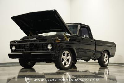 1975 Ford F-100 Restomod