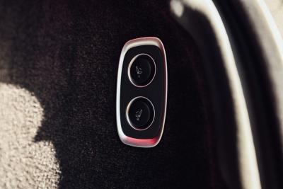 2023 Aston Martin DBX