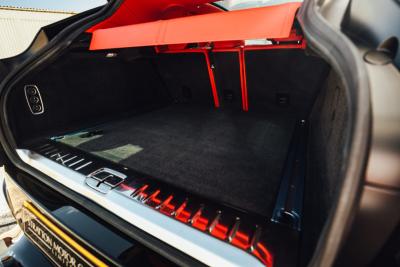 2023 Aston Martin DBX