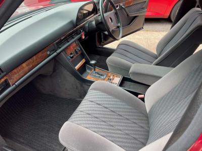 1992 Mercedes - Benz 300SE