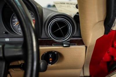 1989 Mercedes - Benz 300SL (R107)