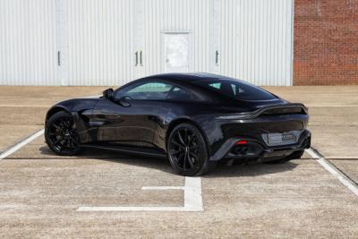 2021 Aston Martin Vantage