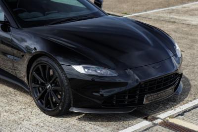 2021 Aston Martin Vantage
