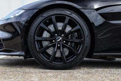 2021 Aston Martin Vantage