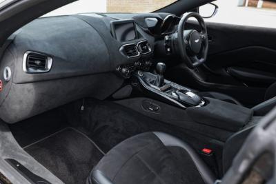 2021 Aston Martin Vantage