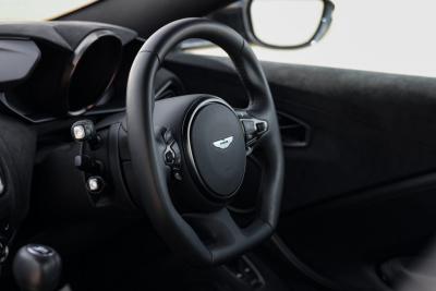 2021 Aston Martin Vantage